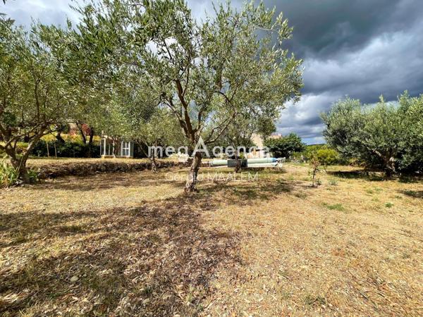 Maison à FLAYOSC, 83780 - 5 pièces 120m²