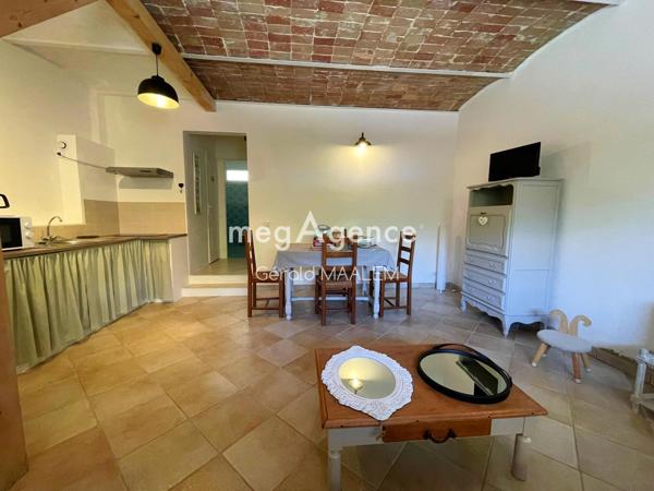 Maison à FLAYOSC, 83780 - 5 pièces 120m²