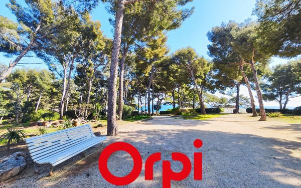 Appartement à vendre    1 pièce • 30,30 m2 Bandol