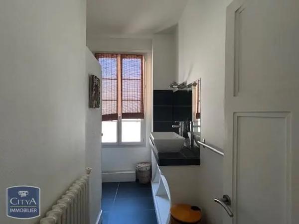 Appartement à louer 4 pièces 71.76m²