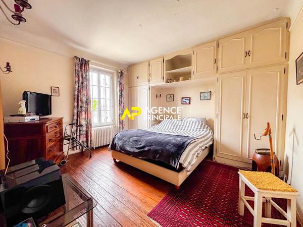 Sartrouville - La Plaine - Maison 6 pièces 151.37 m2 684 000 € **  - Référence  9581