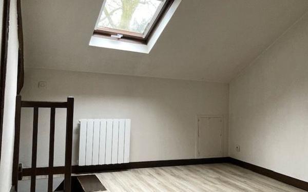 Appartement à vendre    2 pièces • 26 m2 Tours