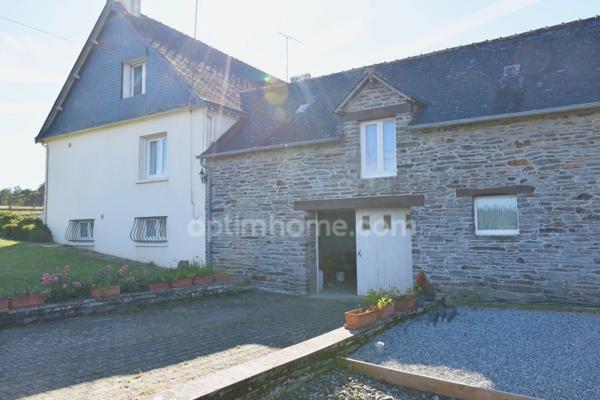 Maison à vendre 6 pièces plus dépendances à fort potentiel sur SAINT MARTIN SUR OUST (56)