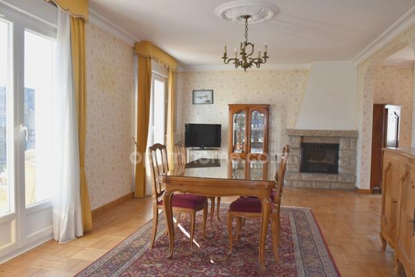 Maison à vendre 6 pièces plus dépendances à fort potentiel sur SAINT MARTIN SUR OUST (56)