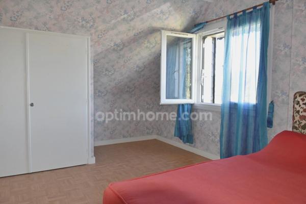 Maison à vendre 6 pièces plus dépendances à fort potentiel sur SAINT MARTIN SUR OUST (56)