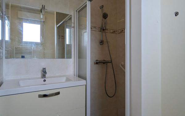 Appartement à vendre    3 pièces • 61,84 m2 Douvres-la-Délivrande