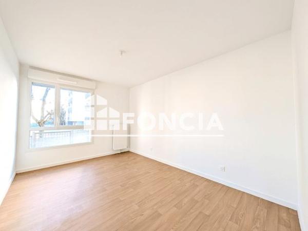 Location Appartement 3 pièces 68.16 m² - Deville-les-rouen 76250