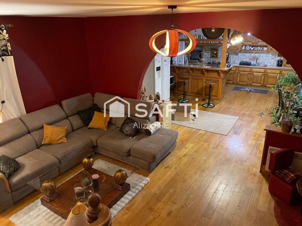 Adresse emblématique à réinventer – volumes, charme et liberté totale (807m2)