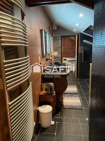 Adresse emblématique à réinventer – volumes, charme et liberté totale (807m2)