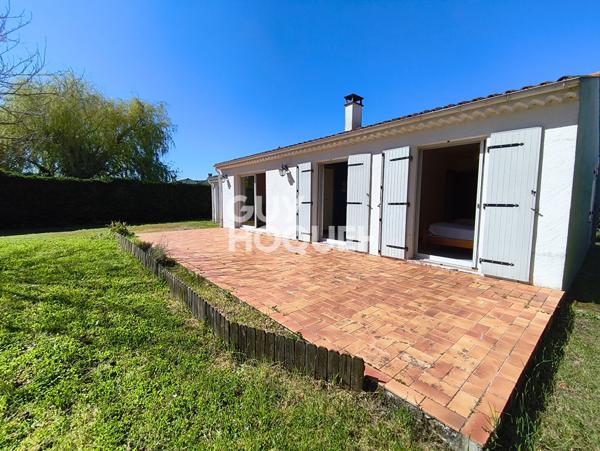 Plain-pied 3 chambres, garage et terrain arboré de 703m² face à la forêt
