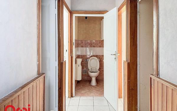 Maison à vendre    4 pièces •  Montmarault