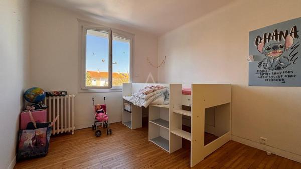 Maison 5 pièces avec Jardin et dépendance