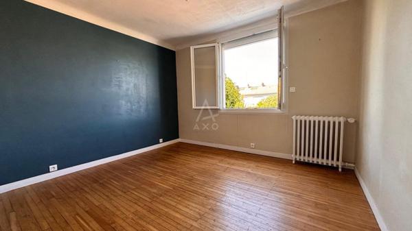 Maison 5 pièces avec Jardin et dépendance