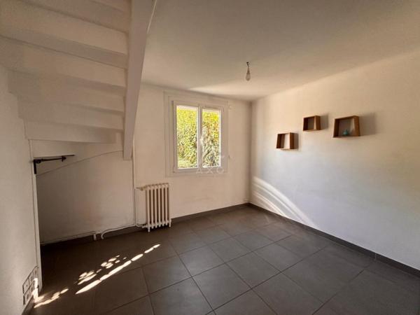 Maison 5 pièces avec Jardin et dépendance