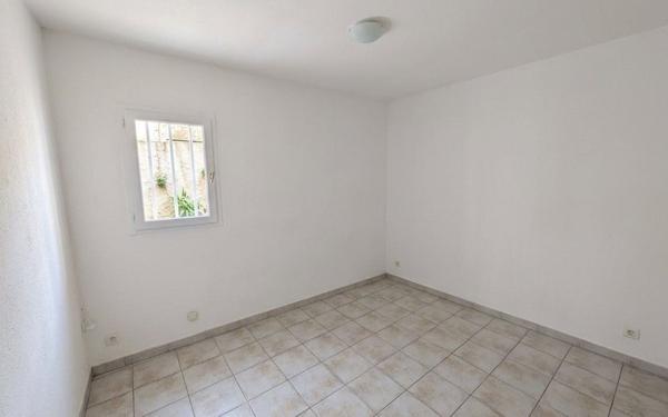 Appartement à vendre    1 pièce • 22 m2 Avignon