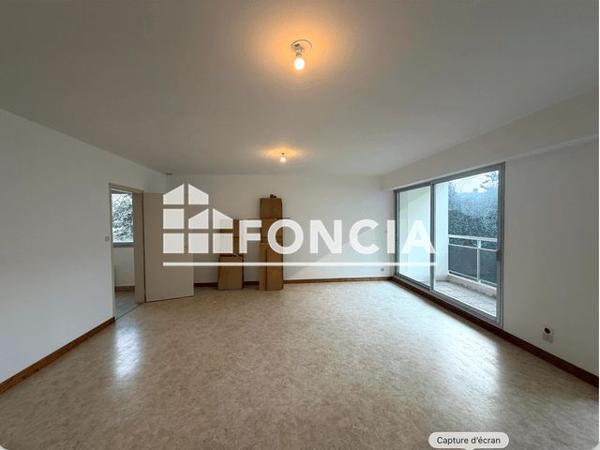 Location Appartement 3 pièces 83.4 m² - 6 RUE DE LA CITE Challans 85300