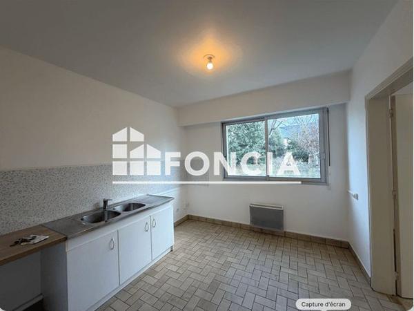 Location Appartement 3 pièces 83.4 m² - 6 RUE DE LA CITE Challans 85300