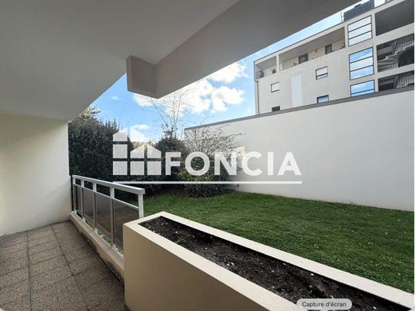 Location Appartement 3 pièces 83.4 m² - 6 RUE DE LA CITE Challans 85300