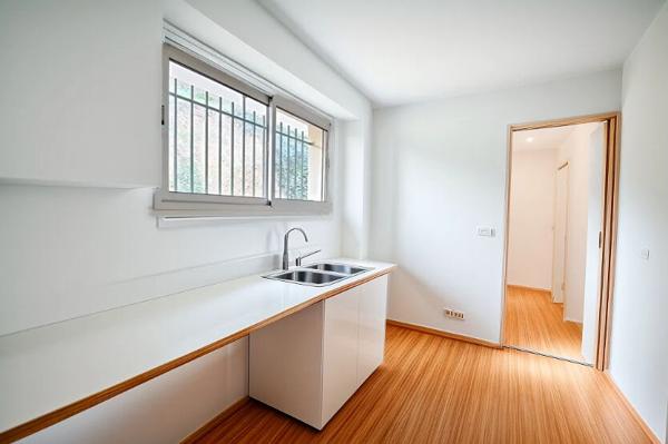 Cagnes Sur Mer Appartement 3 Pièces Terrasse Cave Centre-Ville de Cagnes-sur-Mer.