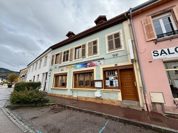 Maison Fraize 13 pièce(s) 330 m2