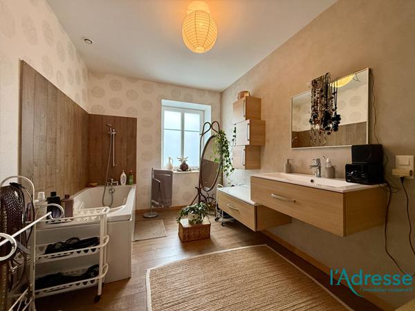 Maison Fraize 13 pièce(s) 330 m2