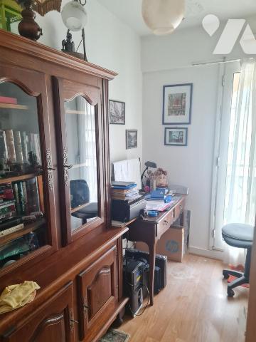 Type  3 avec balcons et garage double – Hyper centre