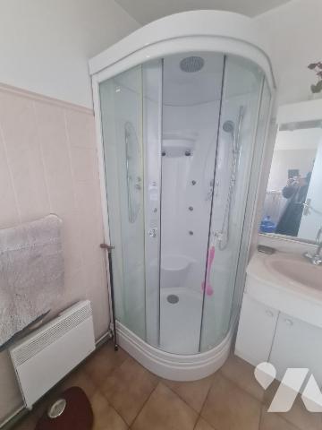 Type  3 avec balcons et garage double – Hyper centre