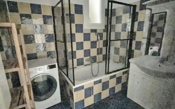 Appartement à louer    2 pièces • 46,19 m2 Marseille 2