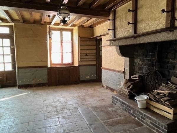 Bâtiment en granit à vendre 13 pièces SAINTE MARIE LAUMONT (14)