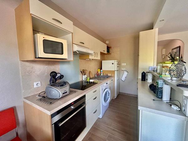 APPARTEMENT à VAUX SUR MER