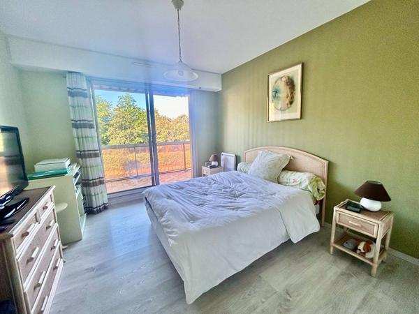 APPARTEMENT à VAUX SUR MER