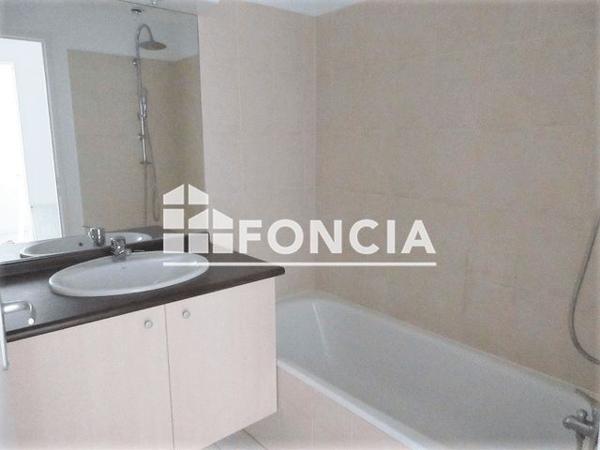 Location Appartement 2 pièces 36.38 m² - 15,17 ROUTE DE BAYONNE Billere 64140