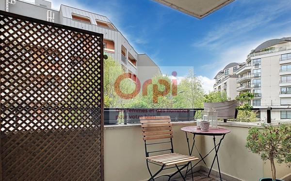 Appartement à vendre    3 pièces • 78,88 m2 Issy-les-Moulineaux