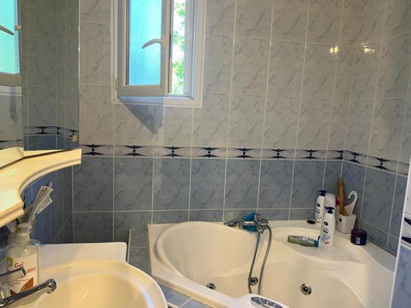 Appartement à VETRAZ MONTHOUX (74100)