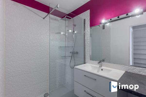 Quartier Falguière. M*Vaugirard. 56m2 avec balcons.