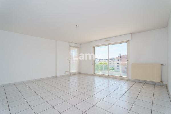 Parking + appartement
