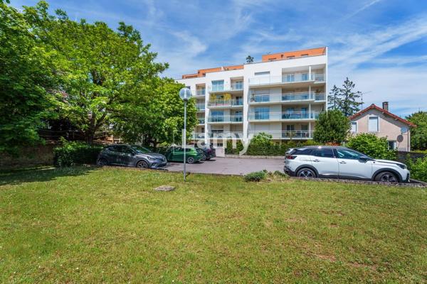 Parking + appartement