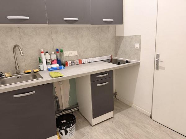 Location / Local Commercial