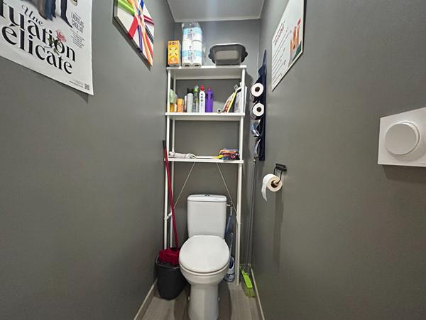 Maison 93m² rénovée avec jardin, 3 Chambres + Mezzanine Grand Garage