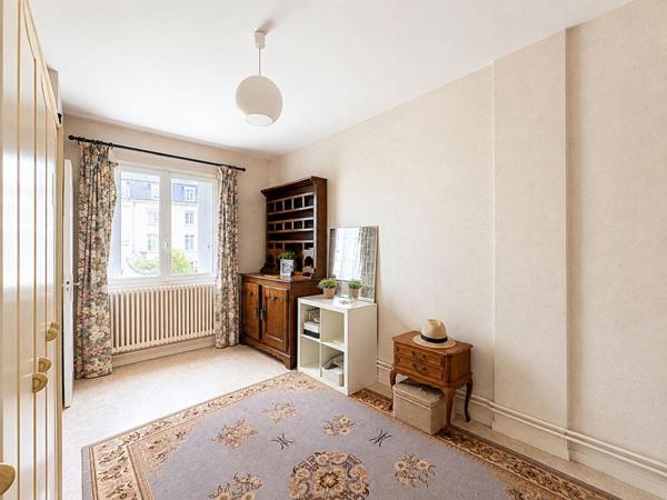 A vendre, appartement de type 5 dans l'hyper-centre de Périgueux 24000