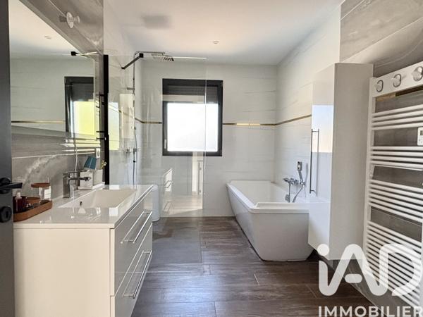 Maison à vendre 6 pièces 185 m² Saran