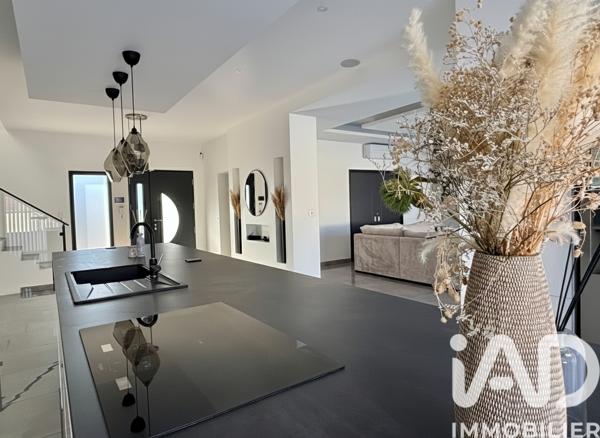 Maison à vendre 6 pièces 185 m² Saran