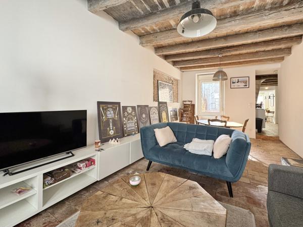 Appartement  3 pièce(s)  2 chambre(s)  72.7 m²