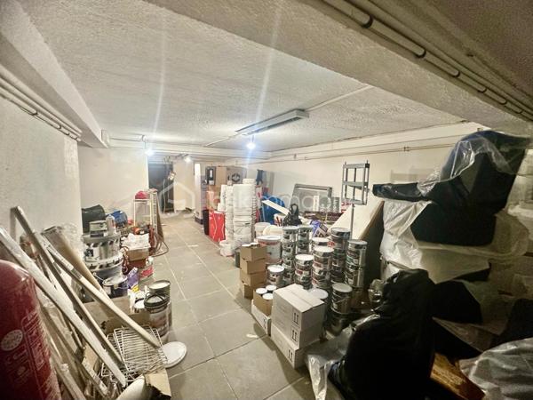 Local commercial de 300 m²