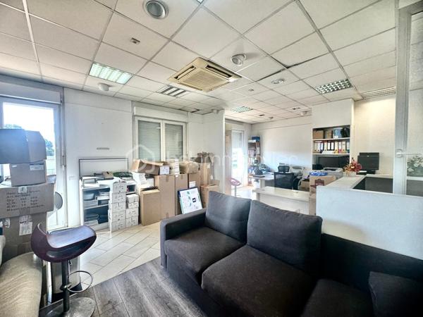 Local commercial de 300 m²