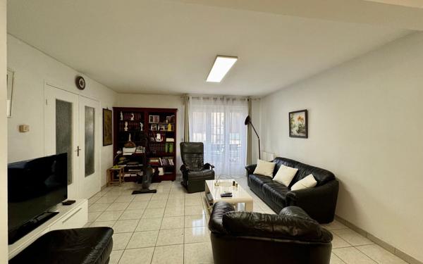 Maison à vendre    4 pièces • 955 m2 Champigny-sur-Marne