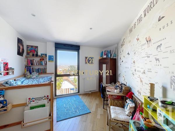 Appartement F4 à vendre  4 pièces - 82 m2 NOISY LE GRAND - 93