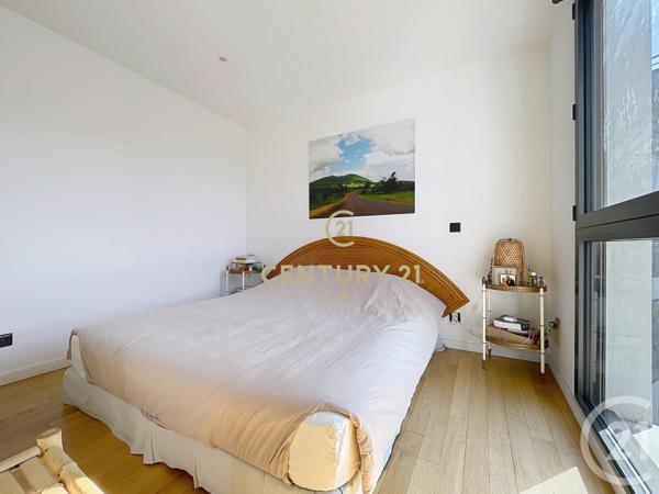Appartement F4 à vendre  4 pièces - 82 m2 NOISY LE GRAND - 93