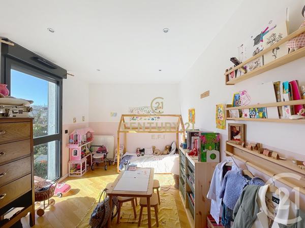 Appartement F4 à vendre  4 pièces - 82 m2 NOISY LE GRAND - 93