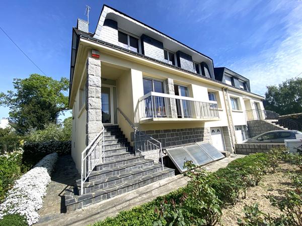 Maison à vendre à Vannes secteur gare 4 chambres sous-sol complet